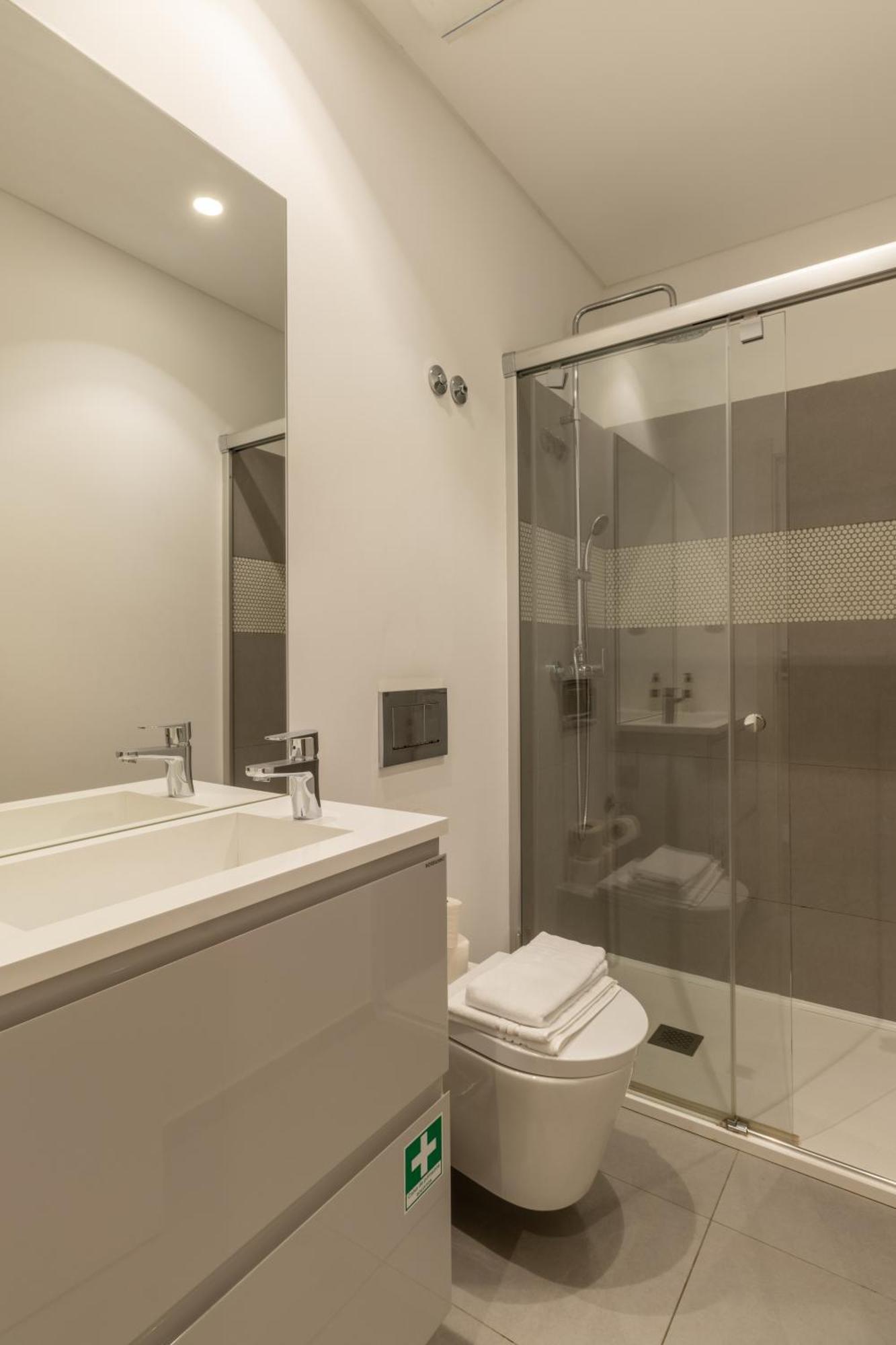 King Bed Suite, Loft With 3wc, Ac & Self-check-in. *