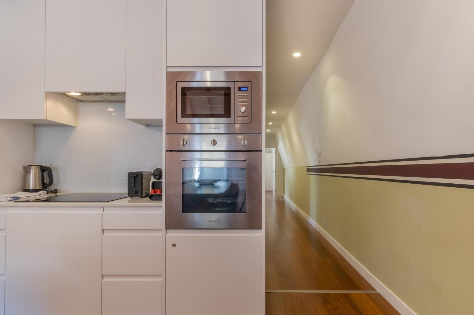 Apartamento King Bed Suite, Loft With 3wc, Ac & Self-check-in. Lisboa