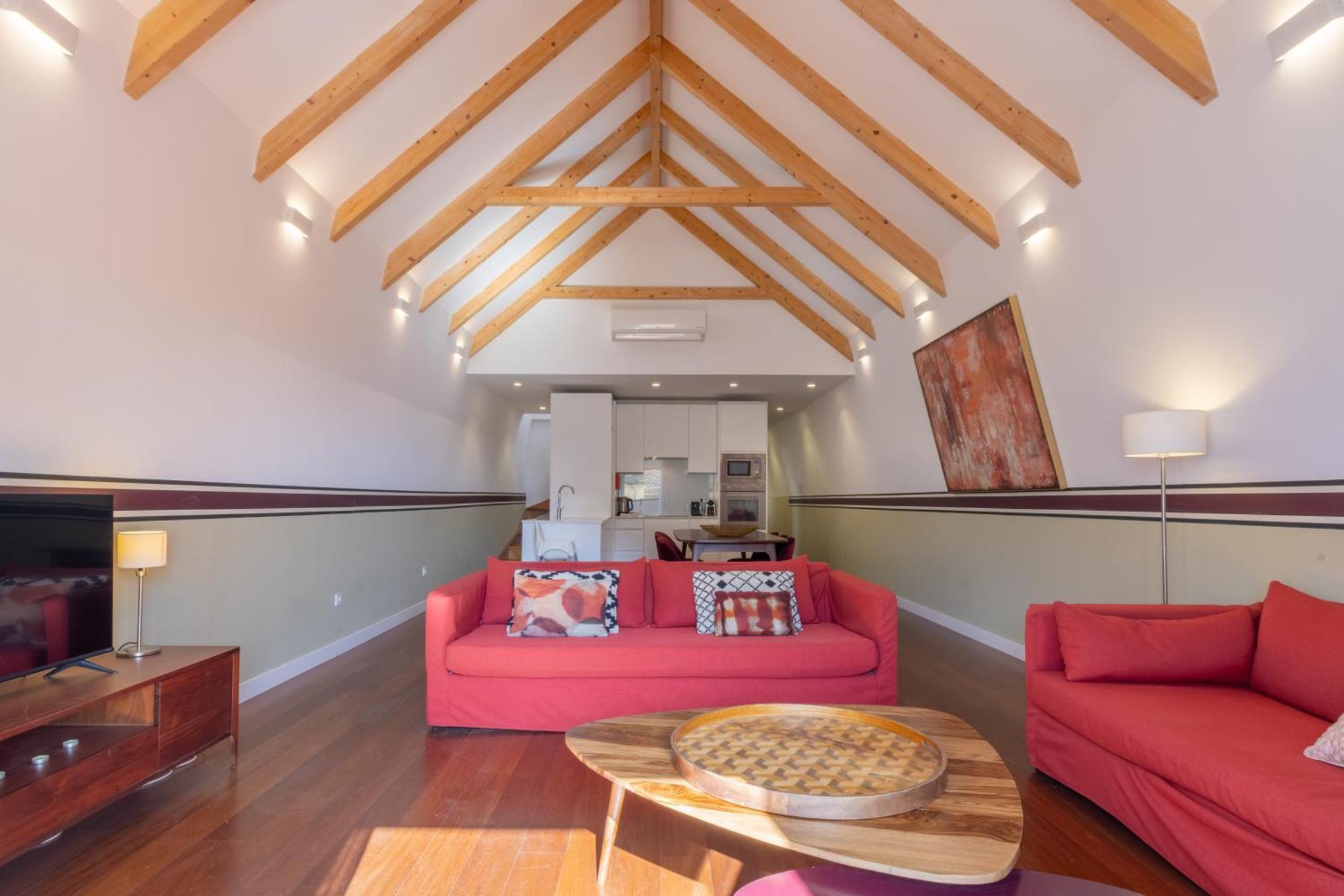 Apartamento King Bed Suite, Loft With 3wc, Ac & Self-check-in. Lisboa