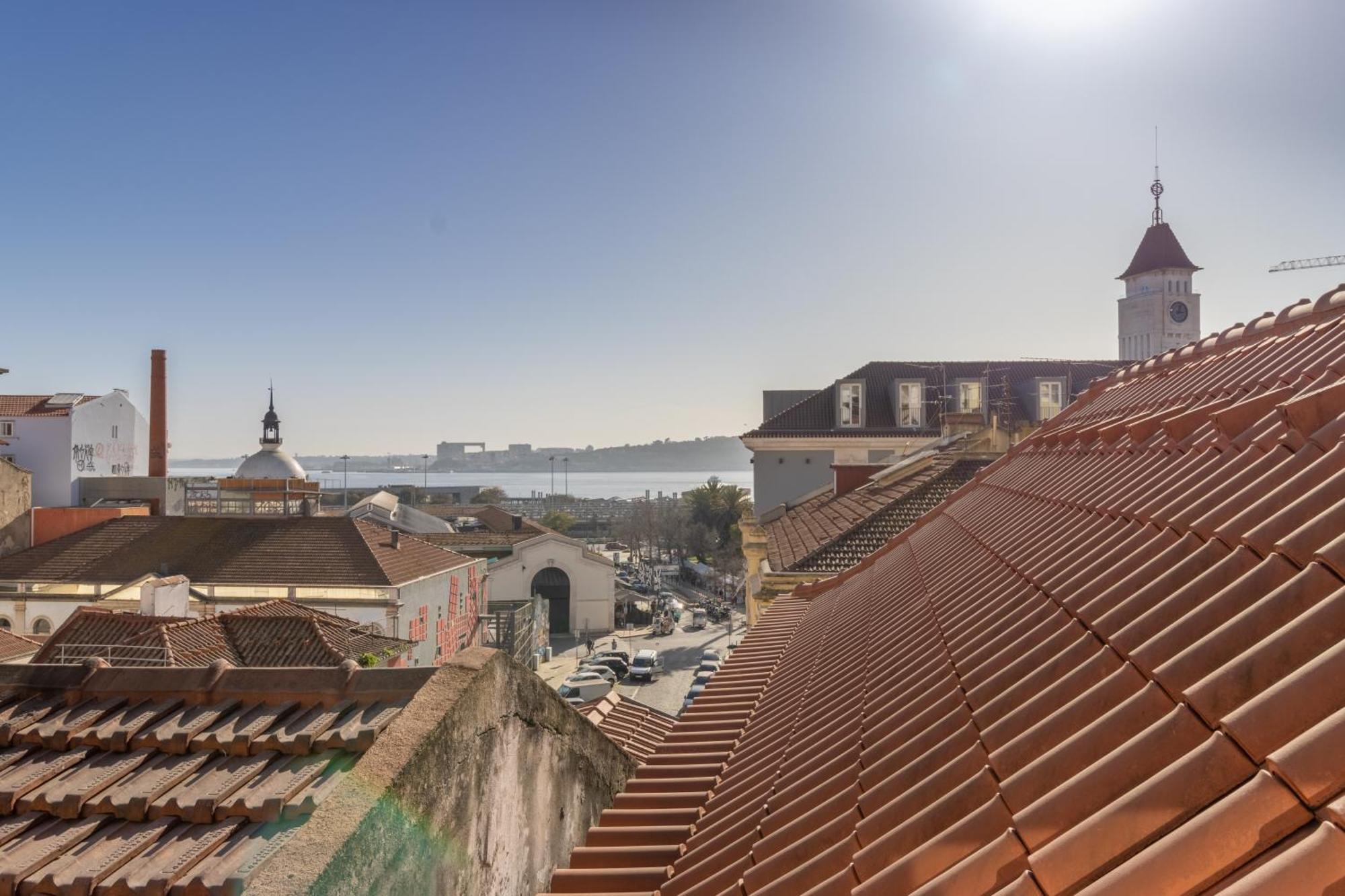 Apartamento King Bed Suite, Loft With 3wc, Ac & Self-check-in. Lisboa